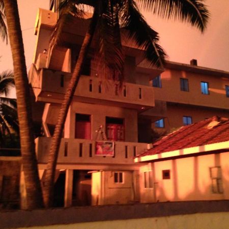 Tms Beach House Negombo Eksteriør billede