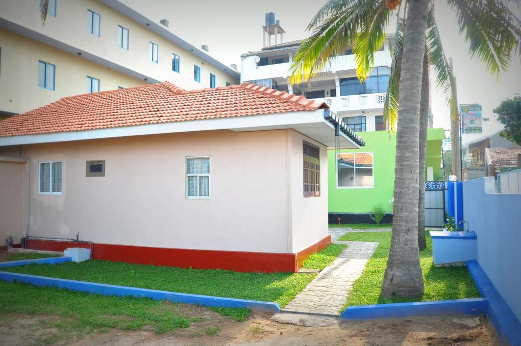 Tms Beach House Negombo Eksteriør billede